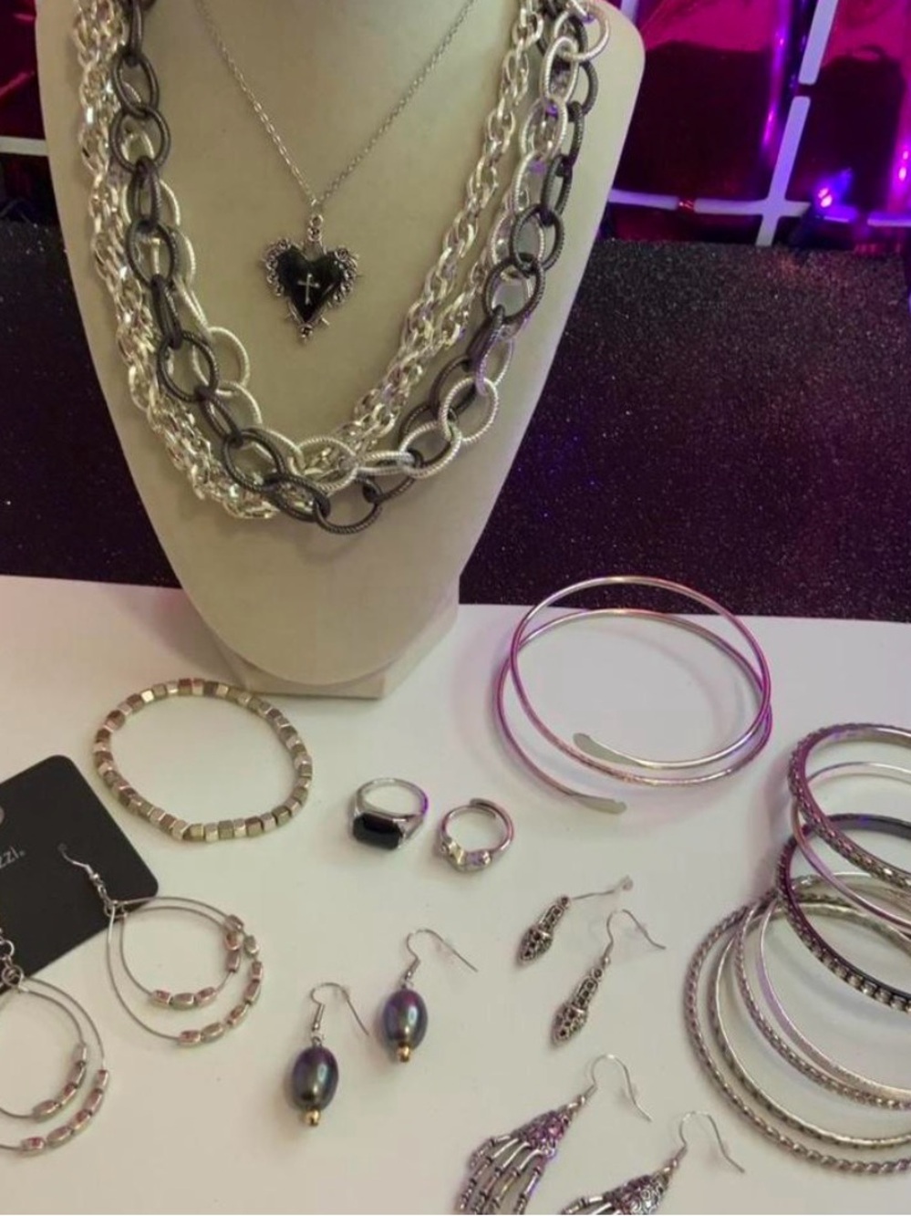 Super Cool Silver Tone Jewelry Bundle (Y-28)